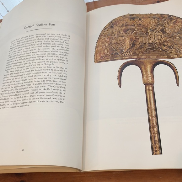 Egyptian Book Magazine Essay Text on Wonders of Tutankhamun - Picture 10 of 16